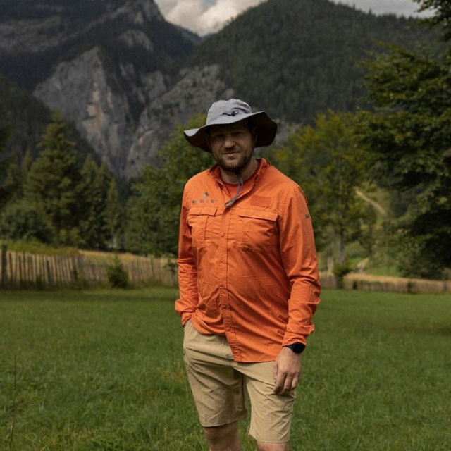 Роман Санду